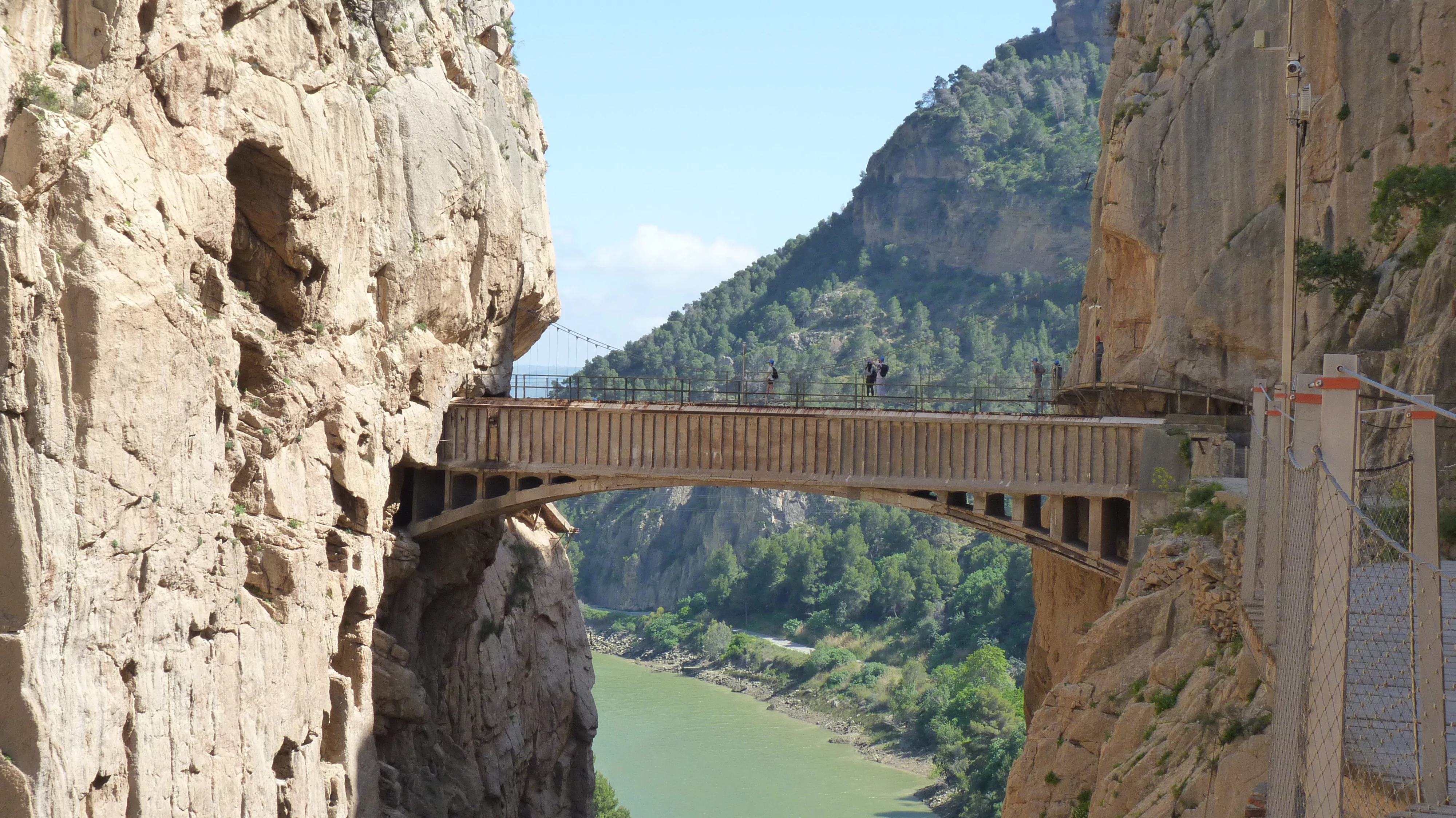 Caminito del Rey — staza uz kanjon rijeke Guadalhorce, jednodnevni izlet iz Malage, Andaluzija